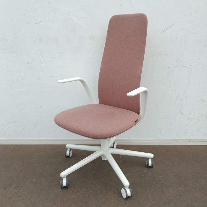 ヘイワース Nia Active Chair オフィスチェア 肘あり レッド 中古SENIAH クリーニング済みデスクチェア 事務椅子 テレワーク 椅子