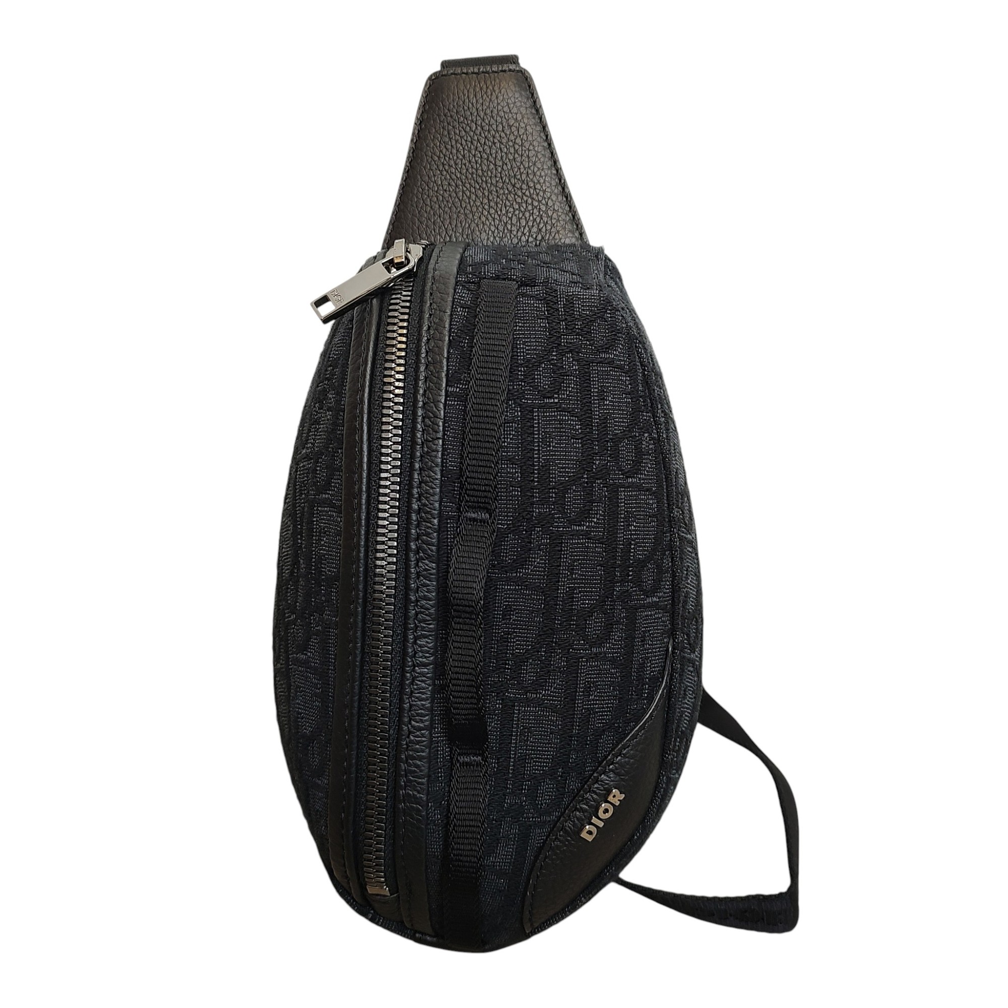 【中古】DIOR クリスチャンディオール 糞虫 オブ漏れる 肩肉 上半身御徒面子 1ESBO040YKY F 黒いこと メンズ