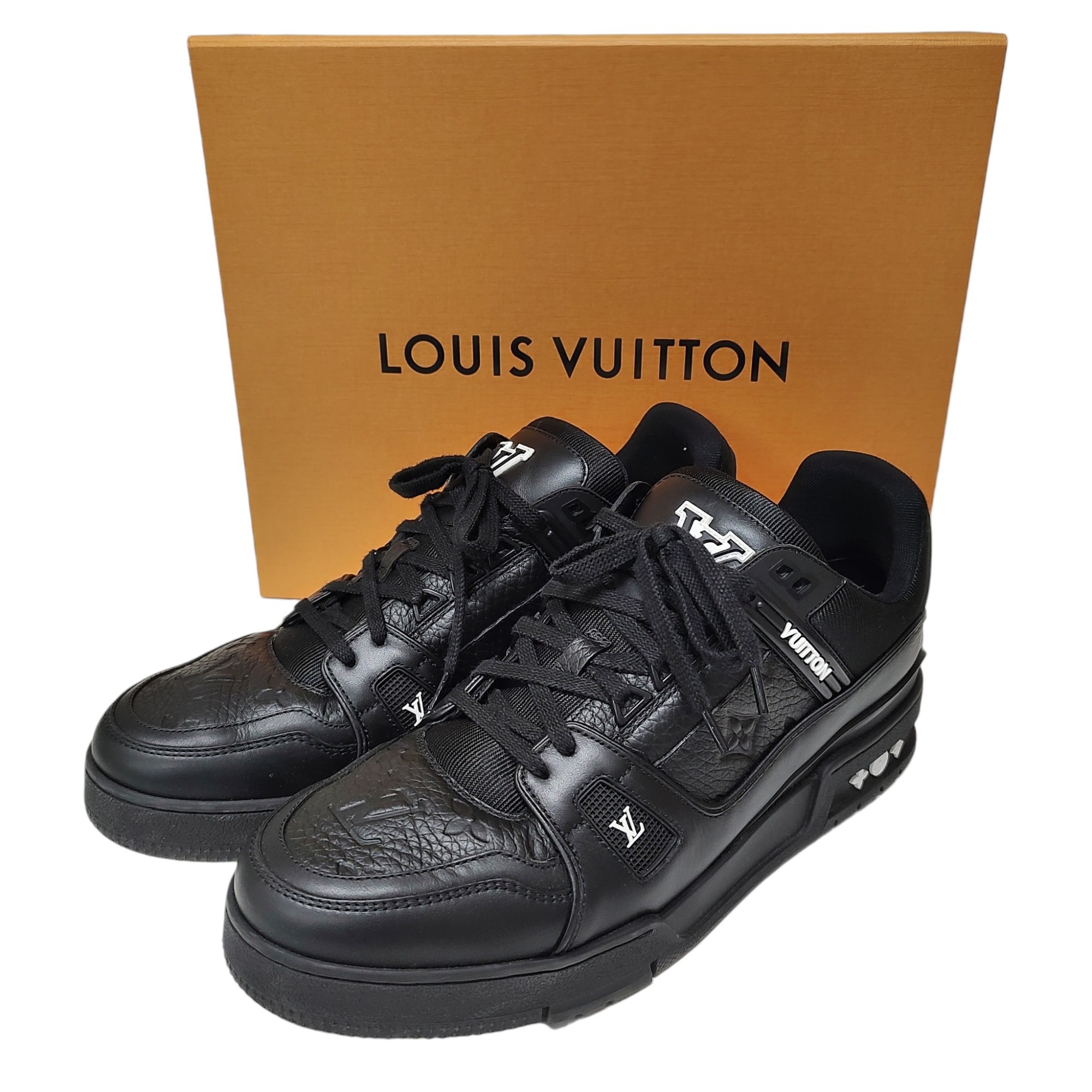 【中古】LOUIS VUITTON ルイ・ヴィトン LV調教師 モノグラム 置き目とり捨てる なめし革 スニーカー 9 黒いこと メンズ