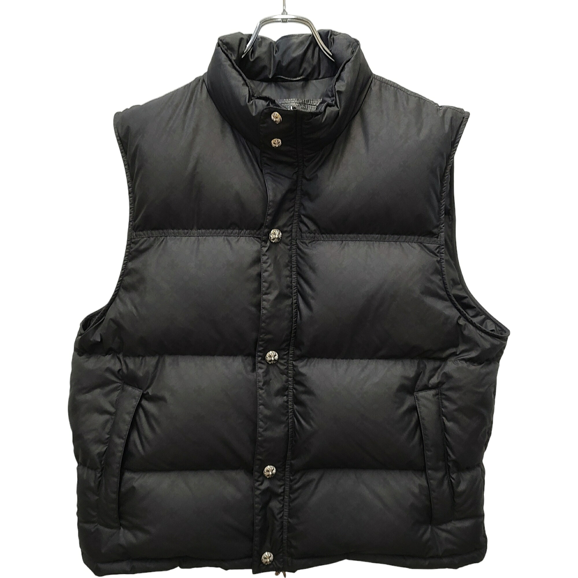 【中古】Chrome Hearts クロムハーツ STIFF VEST スティッフ CHプラス 総柄 クロスボールボタン ジップアップ ナイロン ダウンベスト M ブラック メンズ｜TRIGGER 店 371,646円