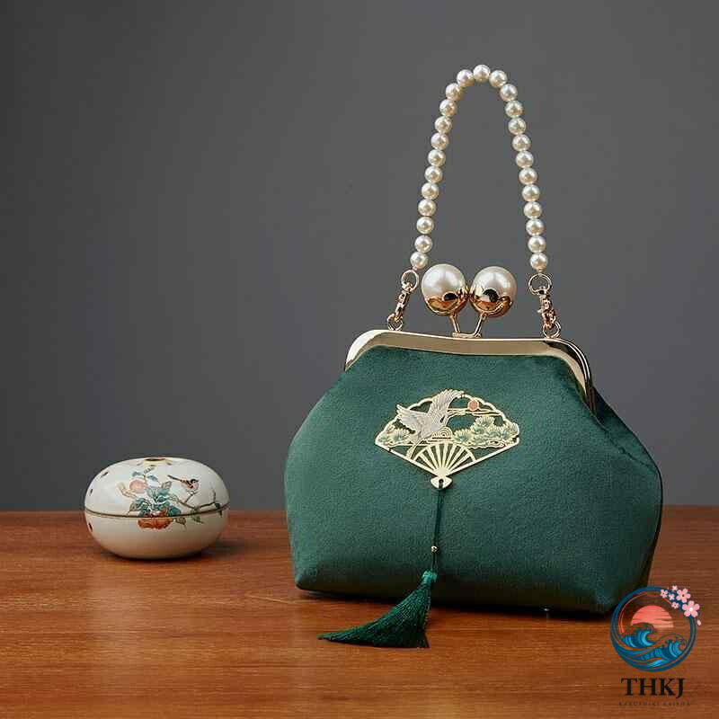 【全品5%尖んがり】お手々 御徒面子 小さめ レディース 鶴 鳥 レトロ パール 瀬戸もの風 雅びやか 雅びやか クラッチペダル ミニ  タッセル 銭入れ 御芽出度 寄りあい 普段使い走り 緑