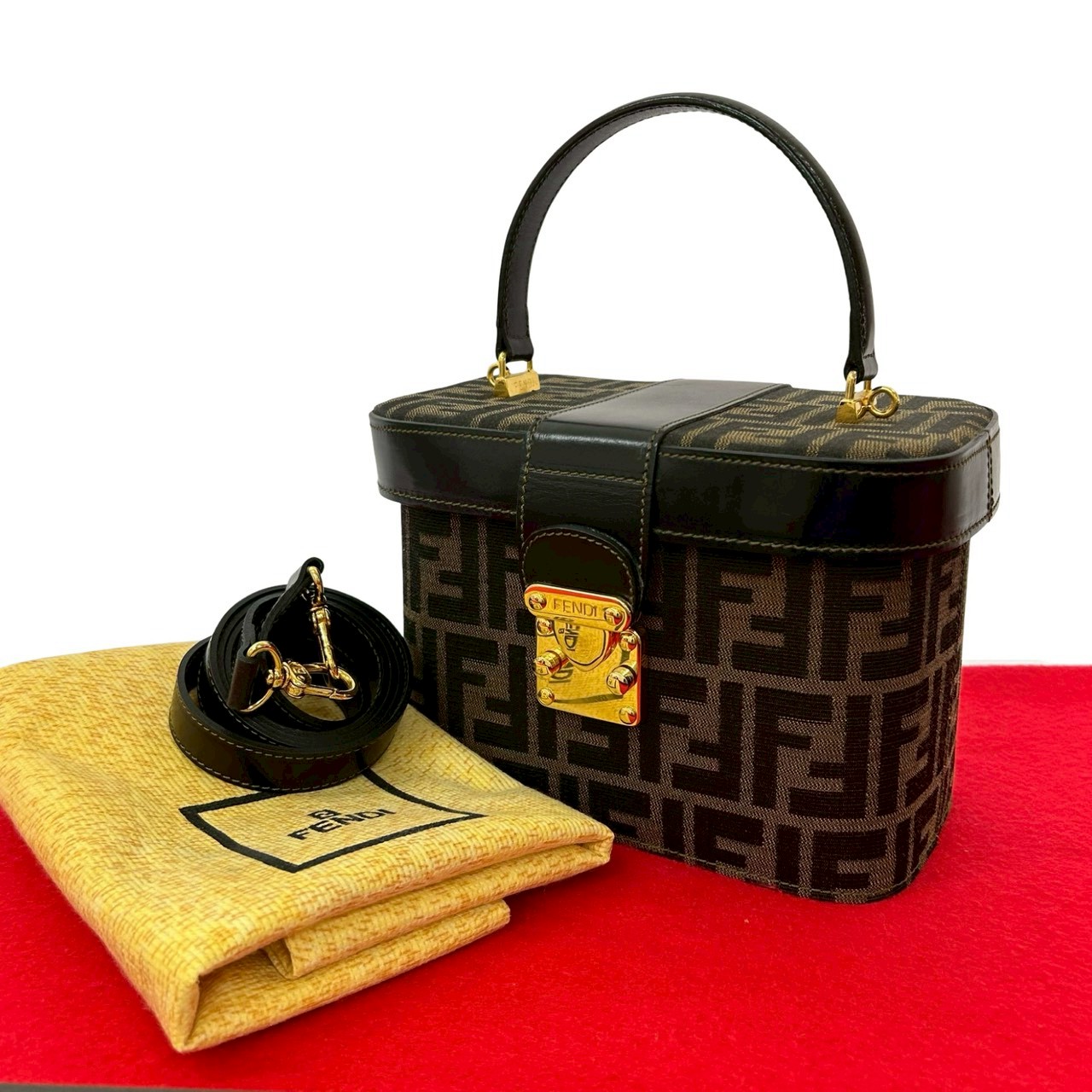 【ポイント2倍】極 美品 箱 袋付き FENDI フェンディ ズッカ 柄 ロゴ レザー 本革 キャンバス 2way ハンドバッグ バニティバッグ ショルダーバッグ 32159【送料無料】【中古】