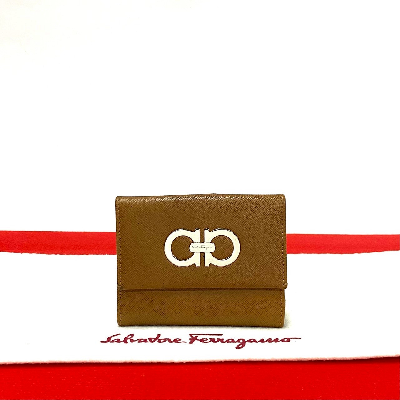 楽天市場】☆ポイント5倍☆サルヴァトーレ フェラガモ Salvatore