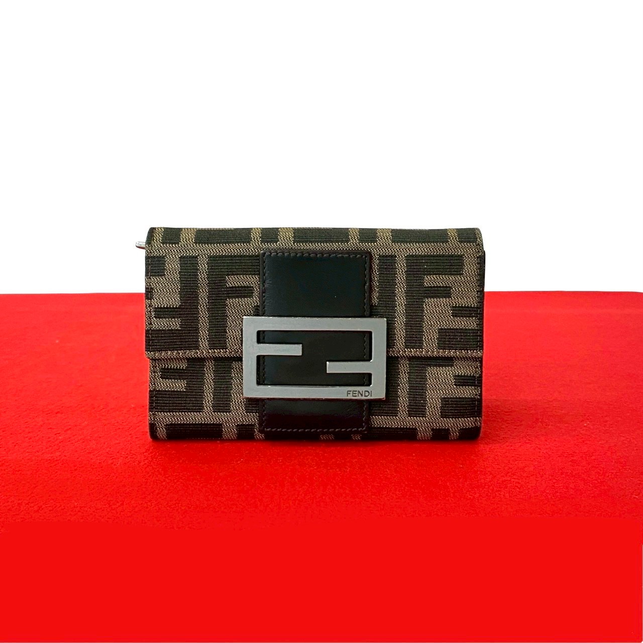 楽天市場】【FENDI】フェンディ 二つ折り長財布 F-NR300-8M0021-FOQN2