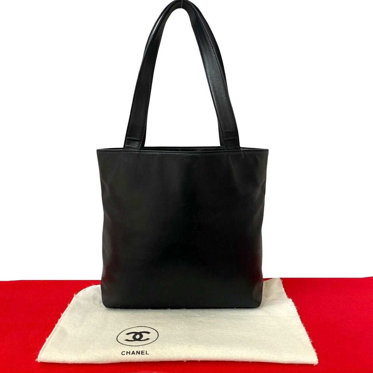 極 美品 シャネル ココマーク 総柄 ラムスキン トートバッグ ハンドバッグ 黒 CHANEL - 極 美品 カード シール有 7番台 CHANEL シャネル