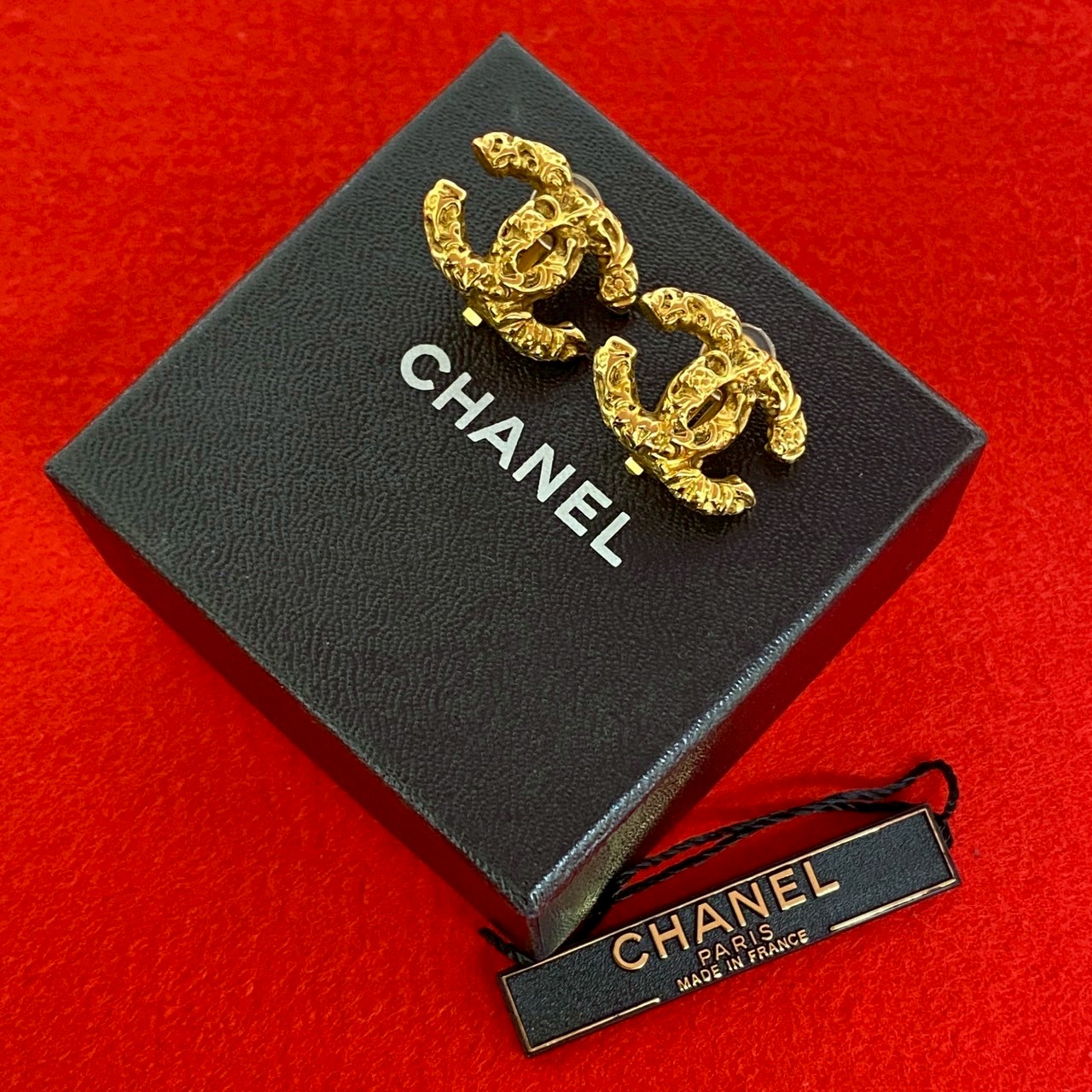 【ポイント2倍】極 美品 箱付き CHANEL シャネル ヴィンテージ ココマーク モチーフ イヤリング イヤーカフ アクセサリー ゴールド 16506【送料無料】【中古】|Trip Vintage