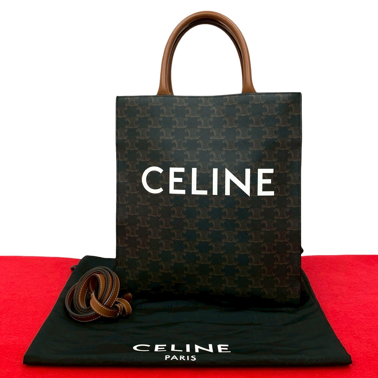 【尖んがり2倍】ほぼ未当て嵌める 袋付き添い人 CELINE セリーヌ トリオンフ バーティカル 河馬 スモール なめし革 2way ハンドバック ショルダーバッグ 黒いこと b14-7【貨物輸送無料】【中古】
