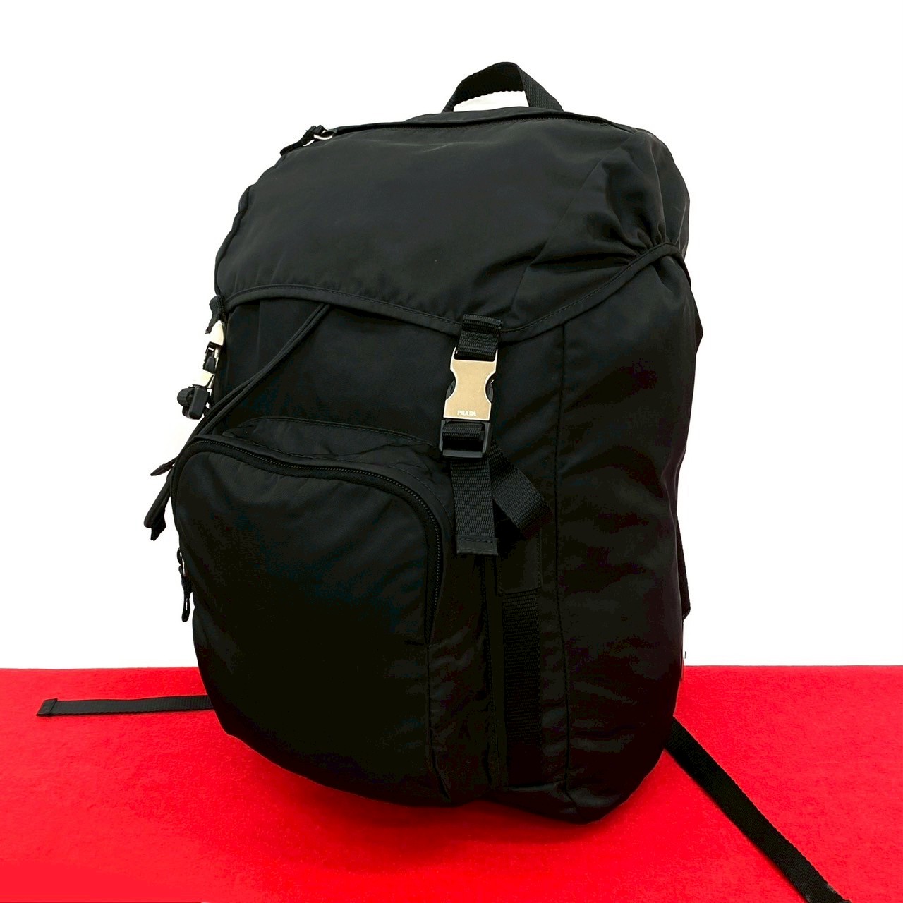 美品　PRADA ブラックナイロンリュック PRADA プラダ ロゴプレート リュックサック バックパック