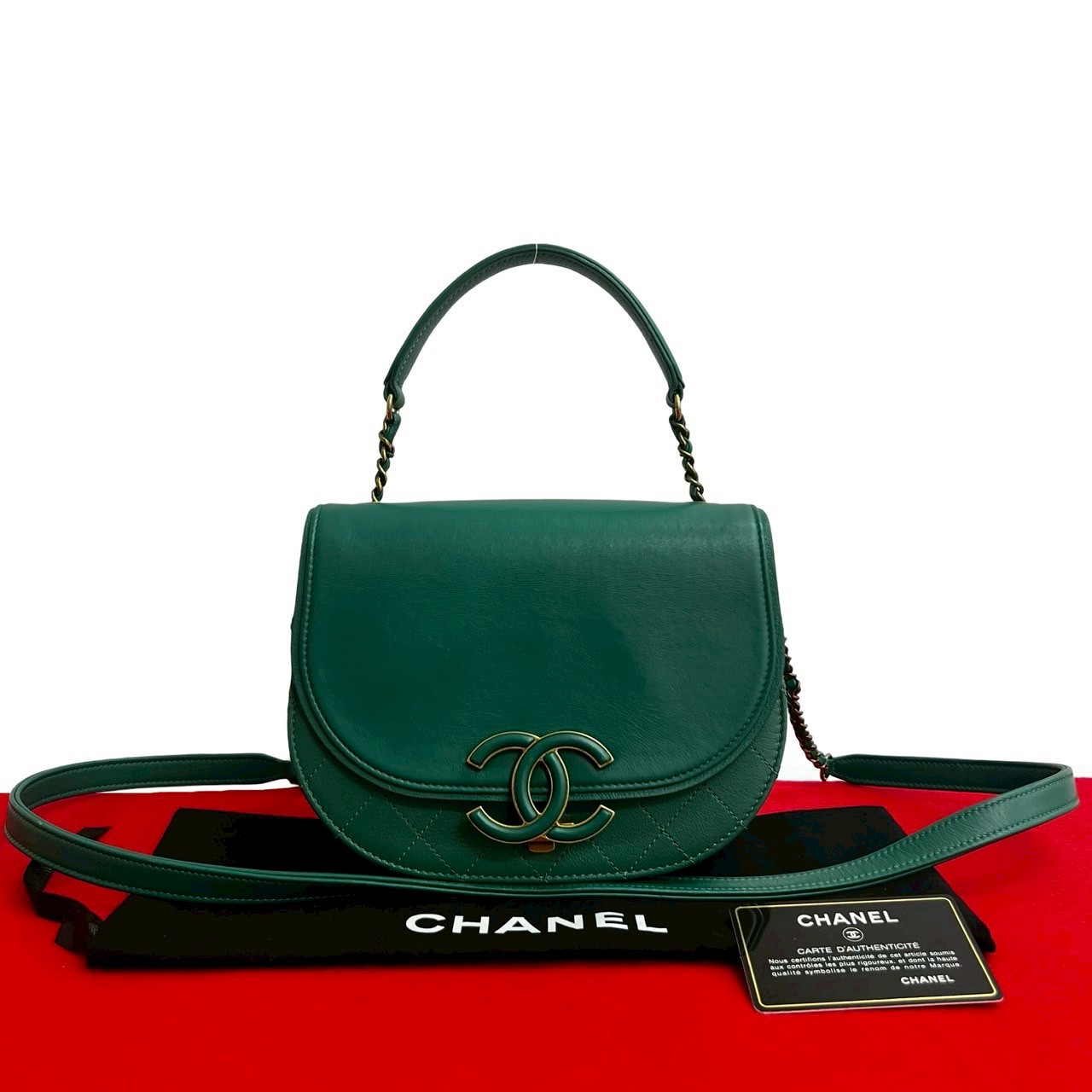 【ポイント2倍】極 美品 袋付 カード シール有 23番台 CHANEL シャネル ココカーブ デカココ カーフ レザー チェーン ショルダーバッグ グリーン 110-3【送料無料】【中古】
