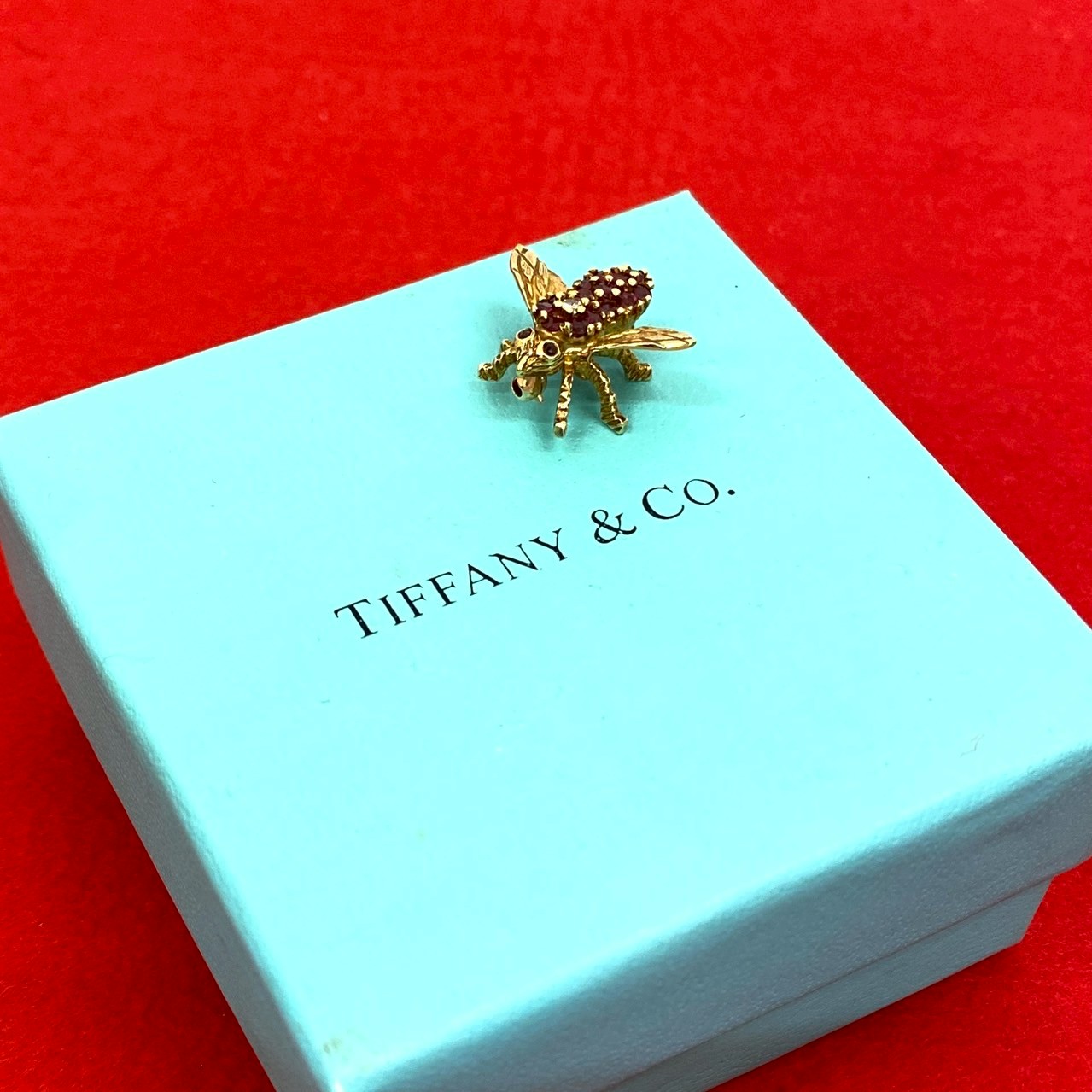 【美品】Tiffany bee ハチ ブローチ アクセサリー ピン ビンテージ Tiffany & Co. - TIFFANY & CO. Tiffany ティファニー 750 18金