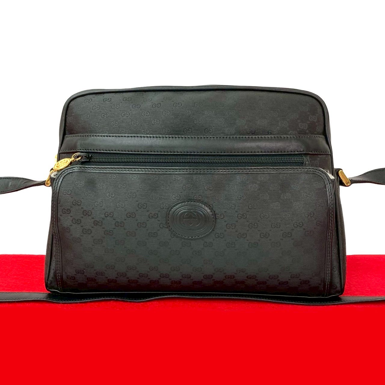 【尖んがり2倍】極 美品 GUCCI グッチ 年寄りのグッチ ヴィンテージ マイクロ GG ロゴタイプ なめし革 本革 ショルダーバッグ ポシェット 黒いこと  97645【貨物輸送無料】【中古】