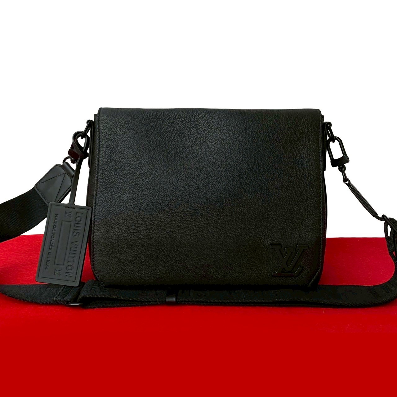 楽天市場】【ルイヴィトン】 テイクオフ メッセンジャー M57080 IC