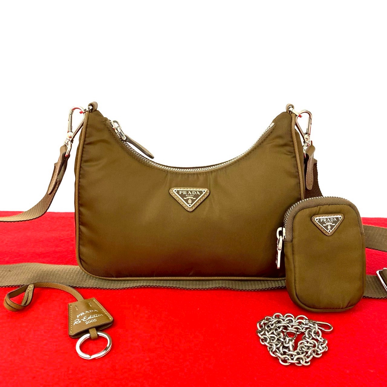【ポイント2倍】極 美品 希少品 PRADA プラダ 三角ロゴ 金具 ナイロン サフィアーノ レザー 2way チェーン セミ ワン ショルダーバッグ ポシェット 26224【送料無料】【中古】|Trip Vintage