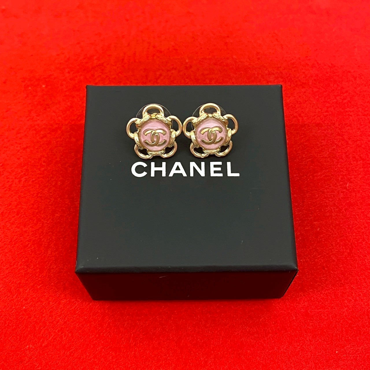【ポイント2倍】極 美品 箱付き コメあり F24B CHANEL シャネル ココマーク フラワー モチーフ ピアス アクセサリー 小物 ゴールド ピンク 62246【送料無料】【中古】｜Trip Vintage
