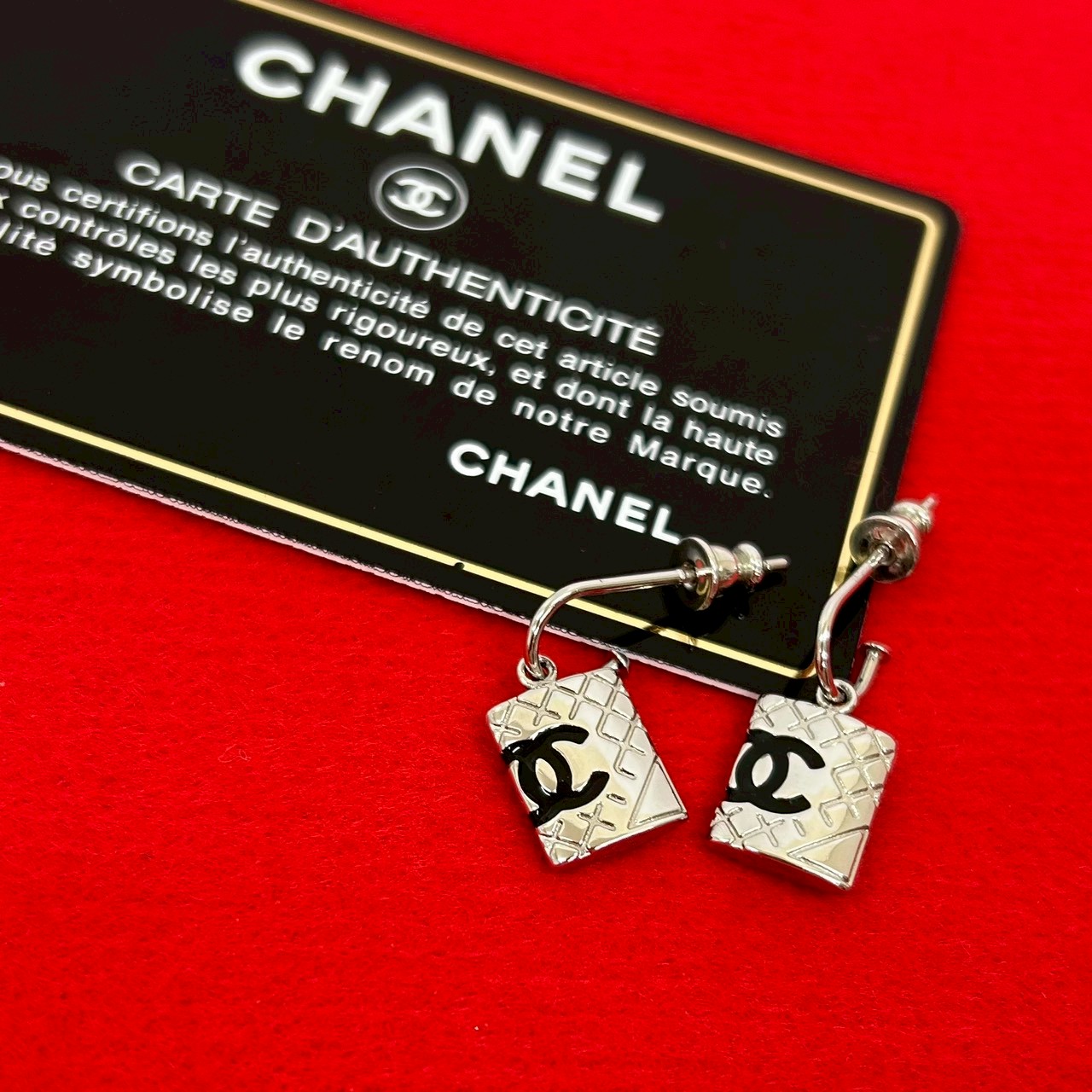 【ポイント2倍】極 美品 コメあり 05C CHANEL シャネル カンボン ココマーク メタル ピアス アクセサリー レディース シルバー 64621【送料無料】【中古】｜Trip Vintage