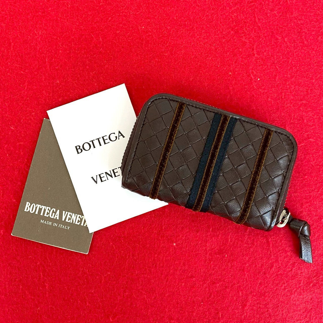 【尖んがり2倍】極 美品 滅多に無い品 BOTTEGA VENETA ボッテガヴェネタ イントレチャート なめし革 本革 ラウンドジップ コインケース 釣り銭入れ 赤銅色 64864【貨物輸送無料】【中古】
