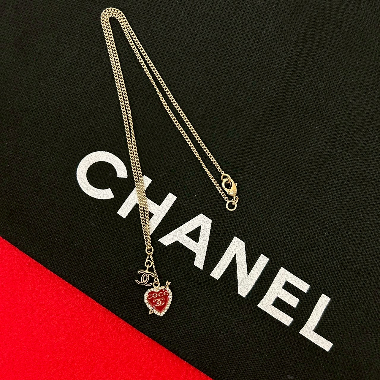 【ポイント2倍】極 美品 コメあり 10P CHANEL シャネル ココマーク ハート モチーフ GP ラインストーン ネックレス ペンダント ゴールド レッド 67071【送料無料】【中古】