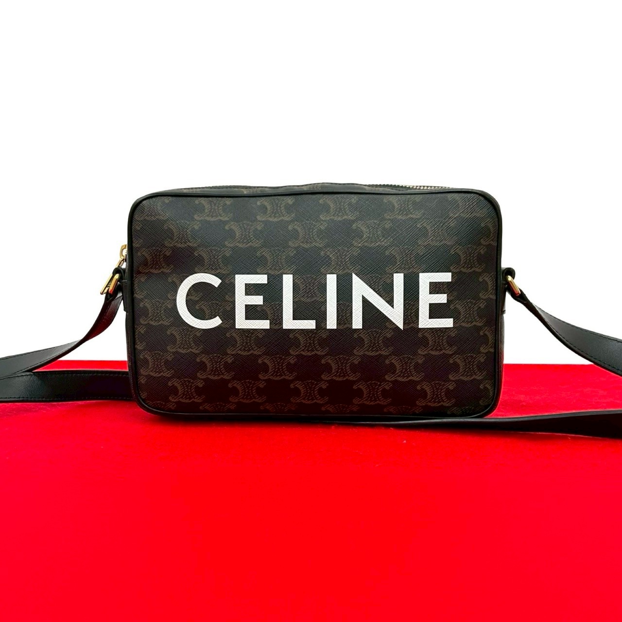 【ポイント2倍】ほぼ未使用 CELINE セリーヌ トリオンフ ミディアム メッセンジャー レザー 本革 ショルダーバッグ ポシェットサコッシュ ブラウン 18203【送料無料】【中古】