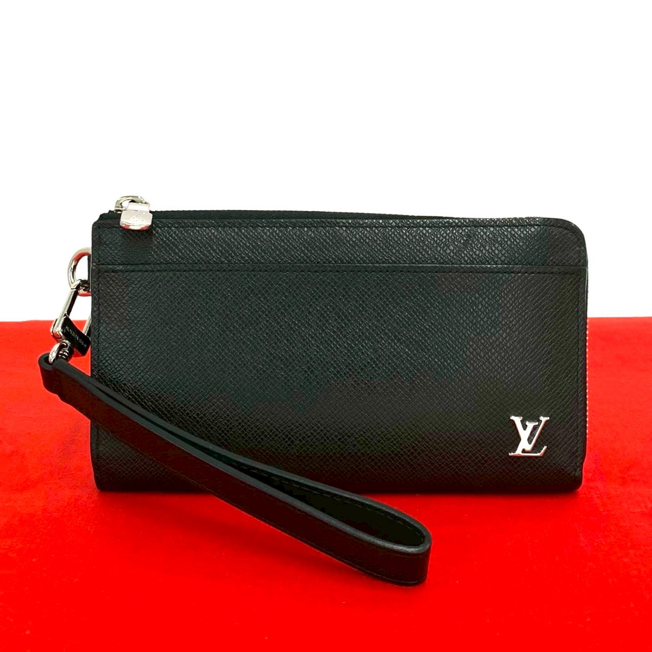 【ポイント2倍】極 美品 LOUIS VUITTON ルイヴィトン ジッピー ドラゴンヌ タイガ レザー 本革 ファスナー 長財布 ウォレット ノワール 黒 22301【送料無料】【中古】