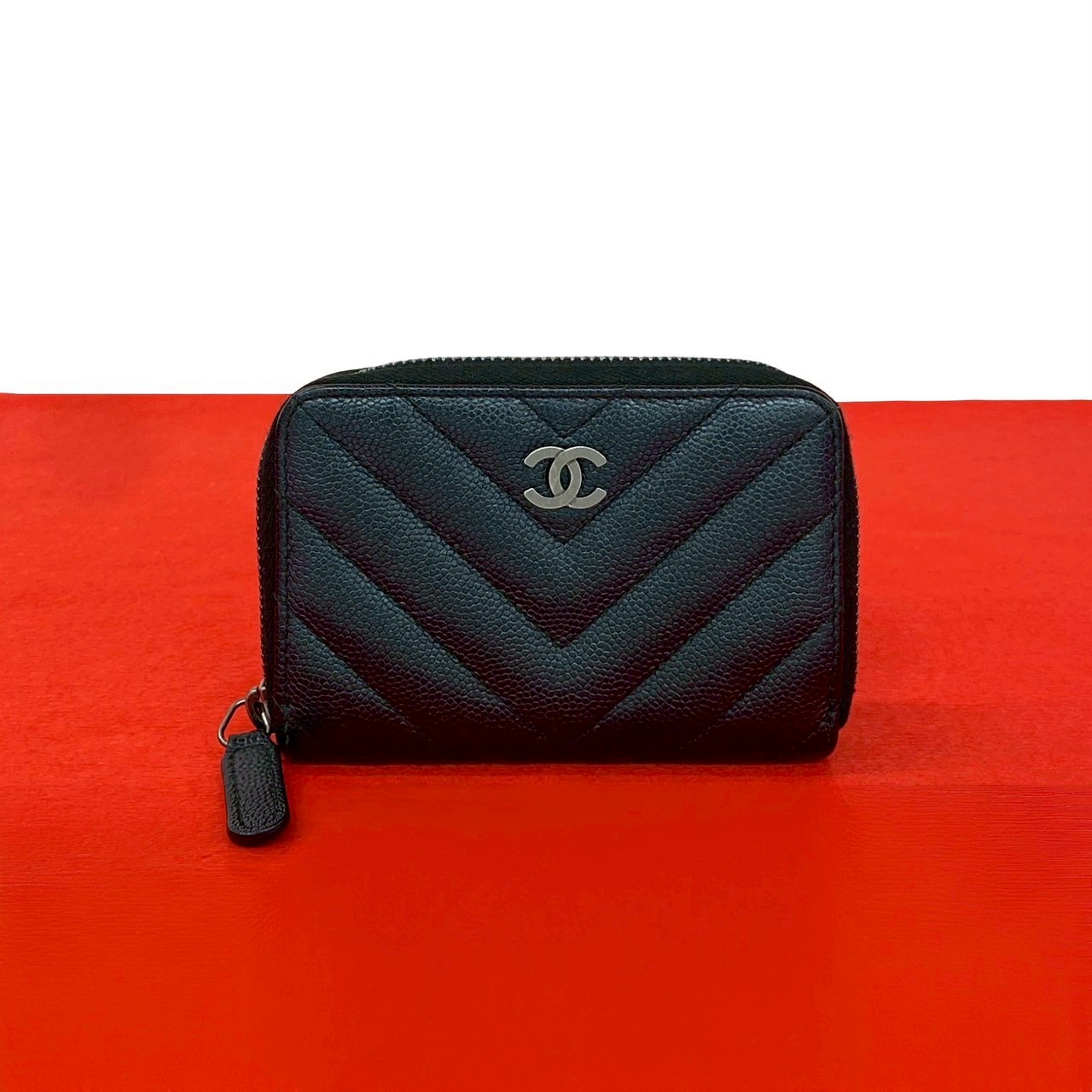 【尖んがり2倍】未当て嵌める庫入れ品 消印有 24番台 CHANEL シャネル ココマーク シュブロン キャビアひと肌 なめし革 コインケース 釣り銭入れ 黒いこと pj7-3【貨物輸送無料】【中古】