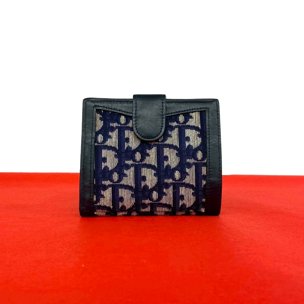 【尖んがり2倍】極 美品 Christian Dior クリスチャンディオール トロッター 帆布 なめし革 本革 蝦蟇口 二つ折り紙入れ パウダーコンパクト ウォレット 米国海軍 紺 34403【貨物輸送無料】【中古】