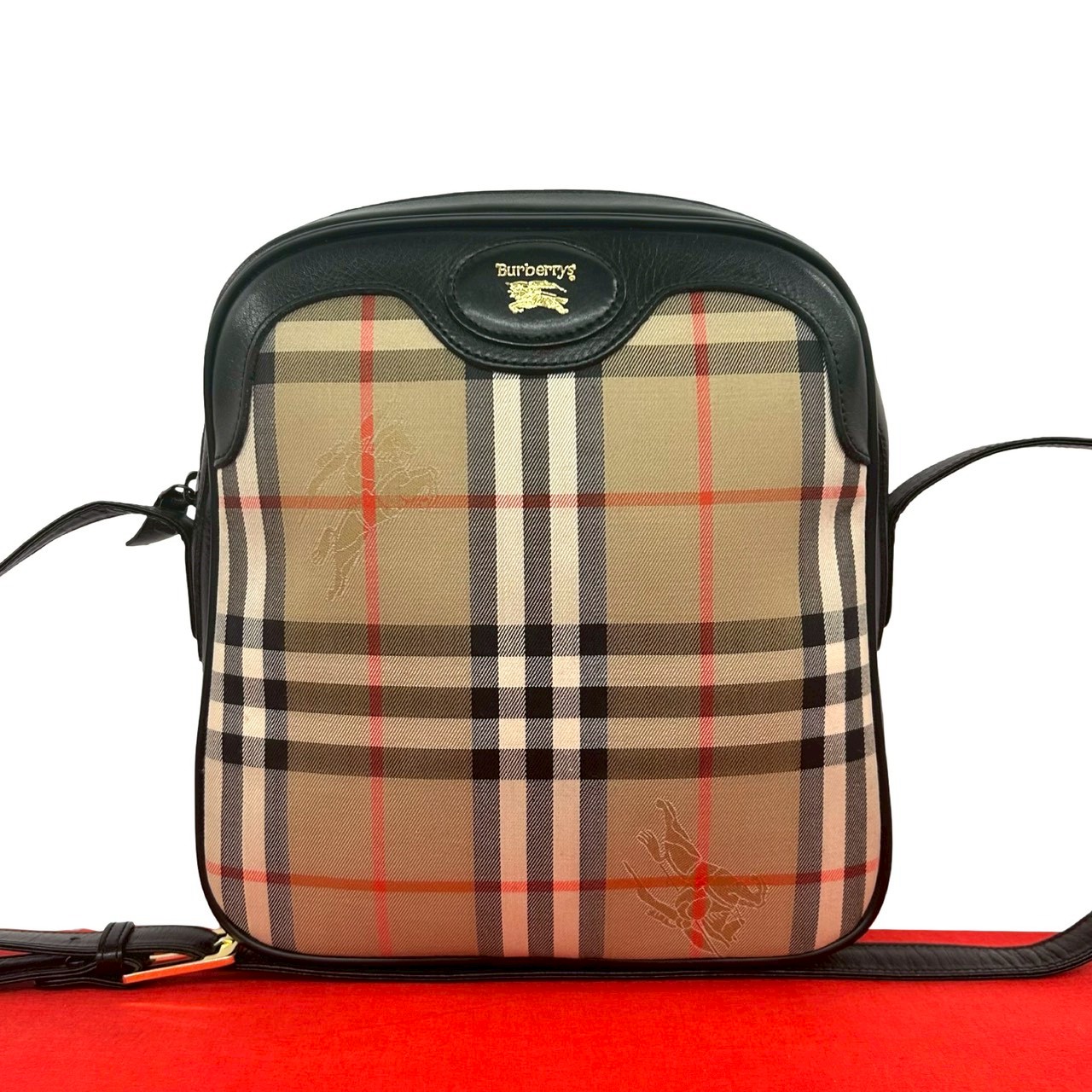 【尖んがり2倍】未当て嵌める蔵置き品 Burberrys バーバリーズ 影ぼうし導管 ロゴタイプ ノバチェック 柄 帆布 なめし革 ショルダーバッグ ベージュ 黒いこと 39728【貨物輸送無料】【中古】