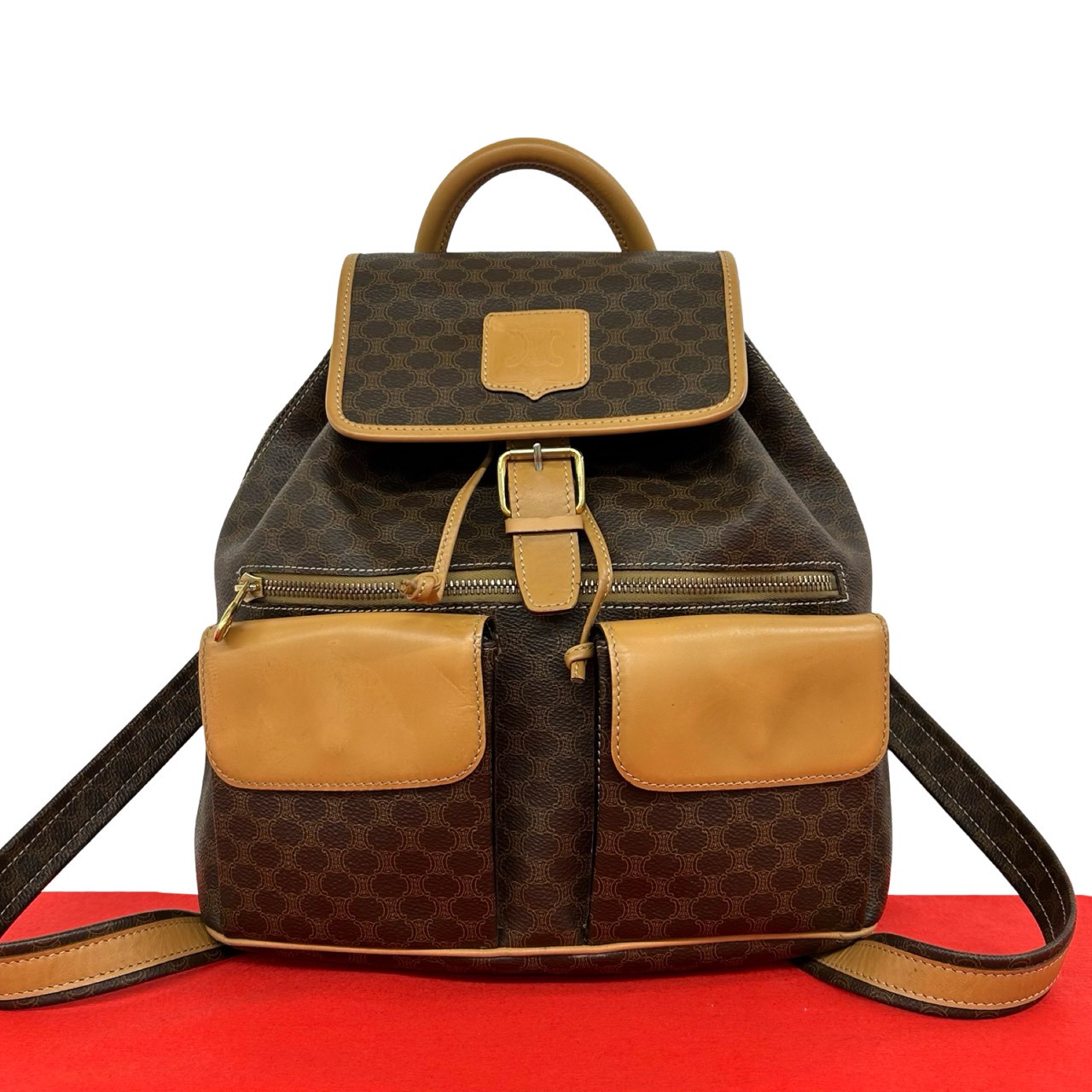 【尖んがり2倍】極 美品 CELINE セリーヌ ヴィンテージ マカダム ブラゾン トリオンフ 柄 なめし革 背嚢 デイパック うしろ側容器に並べる 赤銅色 69309【貨物輸送無料】【中古】