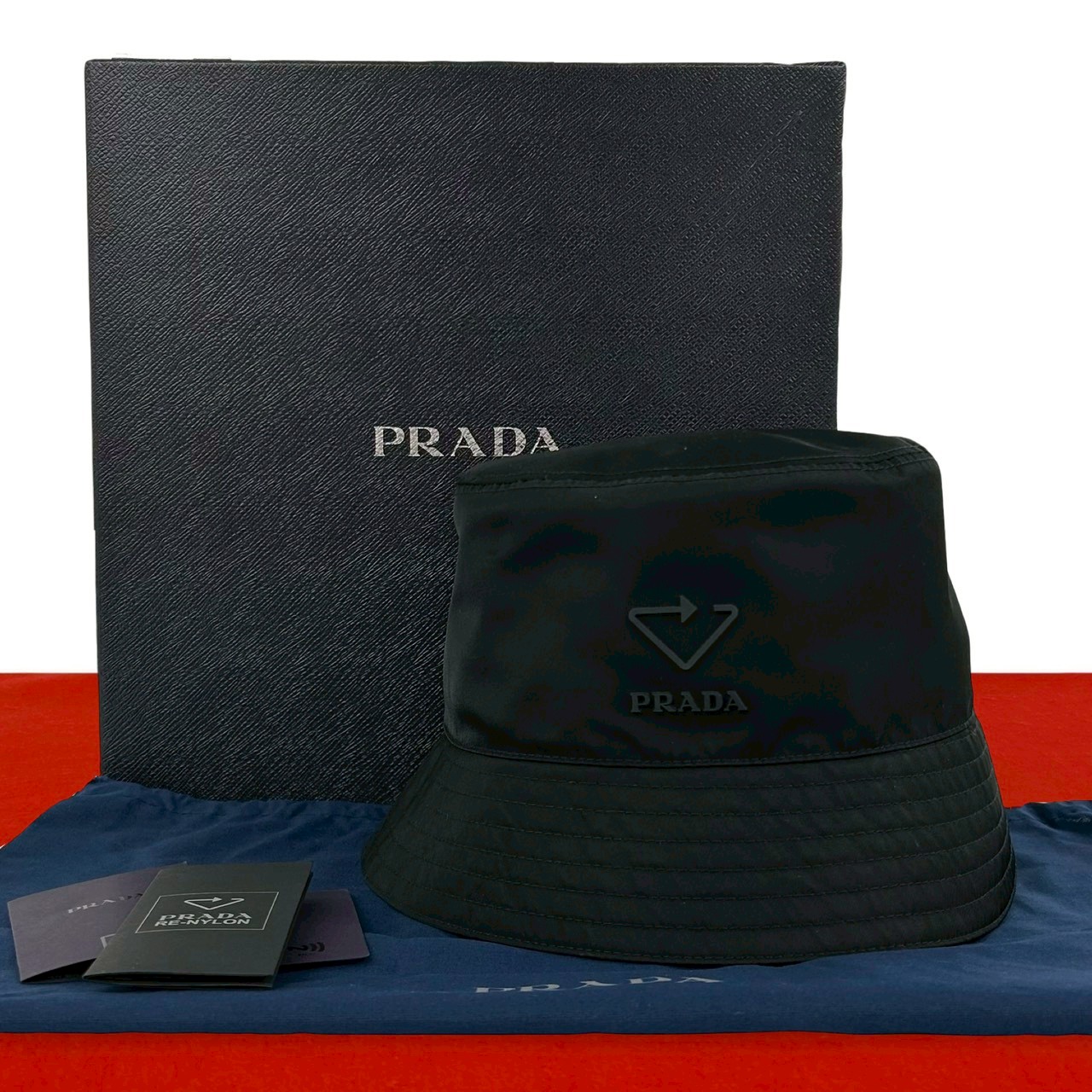 【尖んがり2倍】極 美品 箱 袋付き添い人 PRADA プラダ Re-Nylon リ ナイロン ロゴタイプ ナイロン 井戸釣瓶 かぶり笠 かぶり笠 S大いさ 黒いこと 02916【貨物輸送無料】【中古】