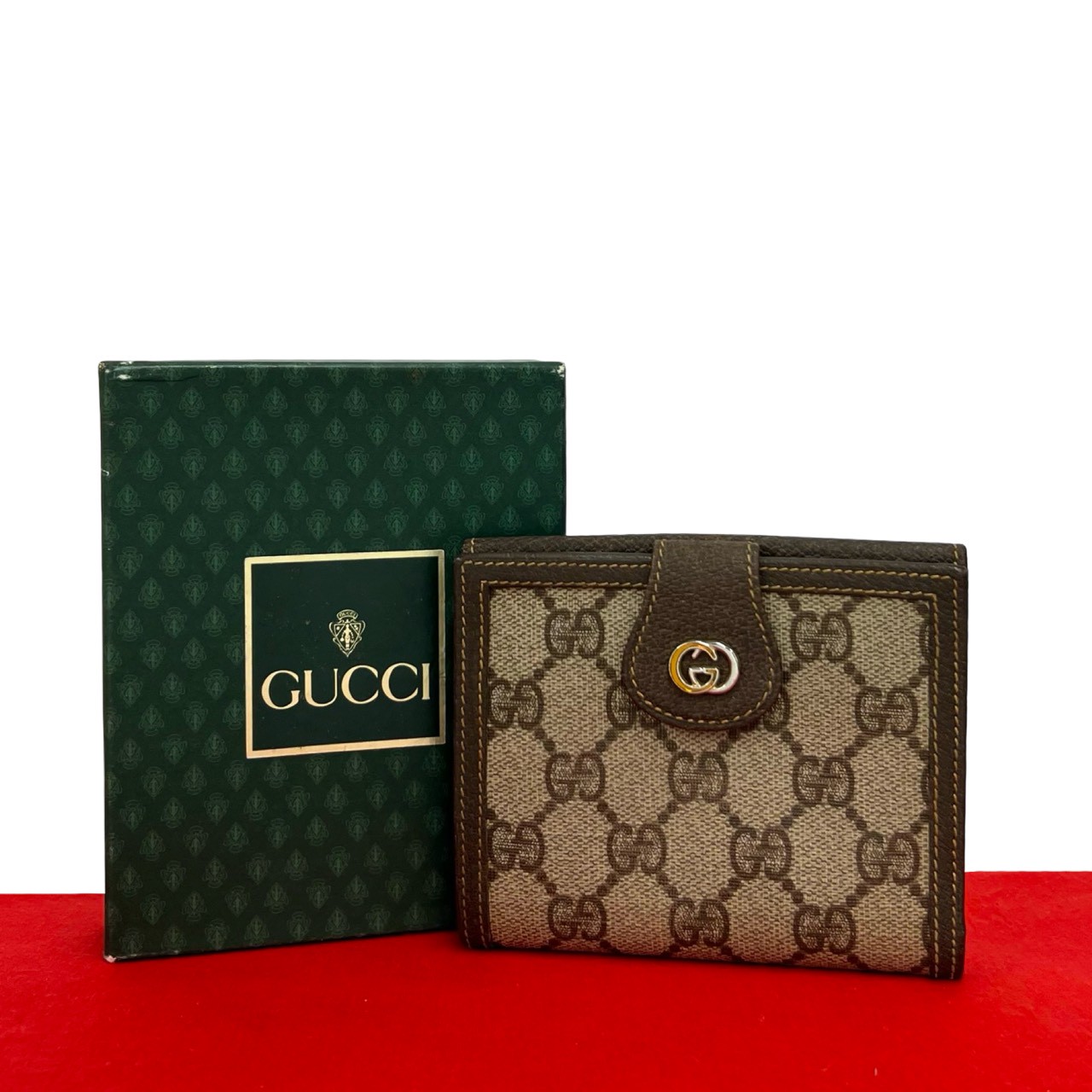 【尖んがり2倍】極 美品 箱付 GUCCI グッチ 年寄りのグッチ ヴィンテージ GG ロゴタイプ 金具 帆布 なめし革 本革 二つ折り 札入れ ウォレット 赤銅色 33572【貨物輸送無料】【中古】