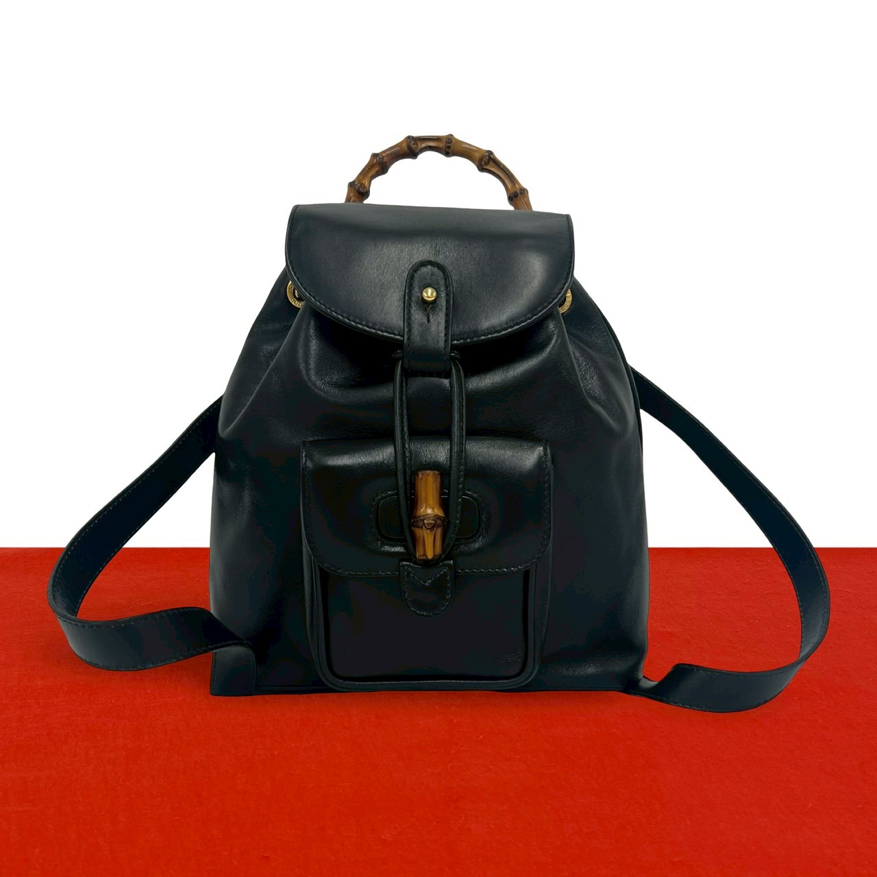 【尖んがり2倍】極 美品 GUCCI グッチ 年寄りのグッチ ヴィンテージ バンブー なめし革 本革 ミニ 背嚢 デイパック うしろ側容器に並べる 黒いこと 27385【貨物輸送無料】【中古】