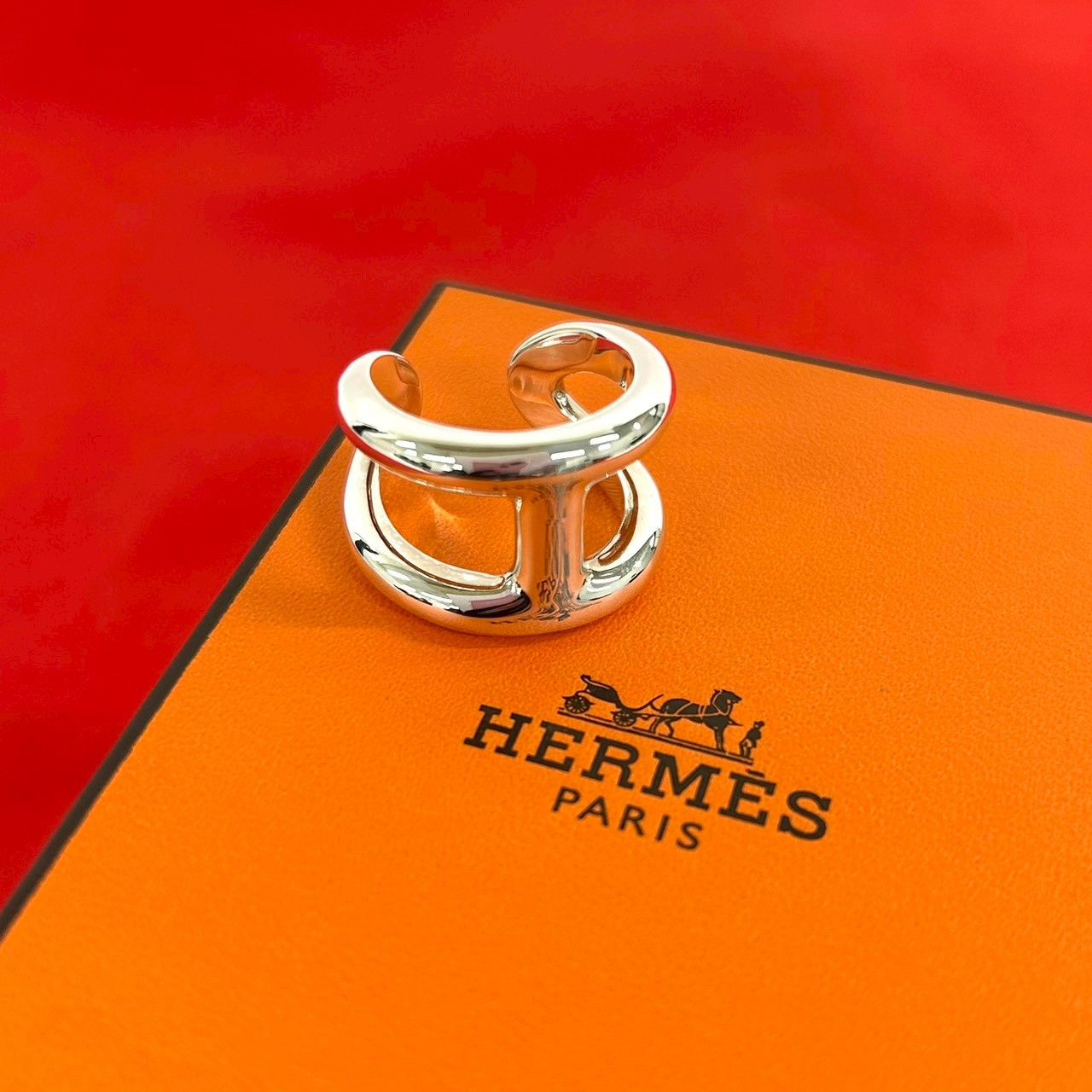 【ポイント2倍】極 美品 保存箱付 HERMES エルメス オスモズ GM リング シルバー925 指輪 17号 アクセサリー メンズ レディース シルバー 84546【送料無料】【中古】｜Trip Vintage