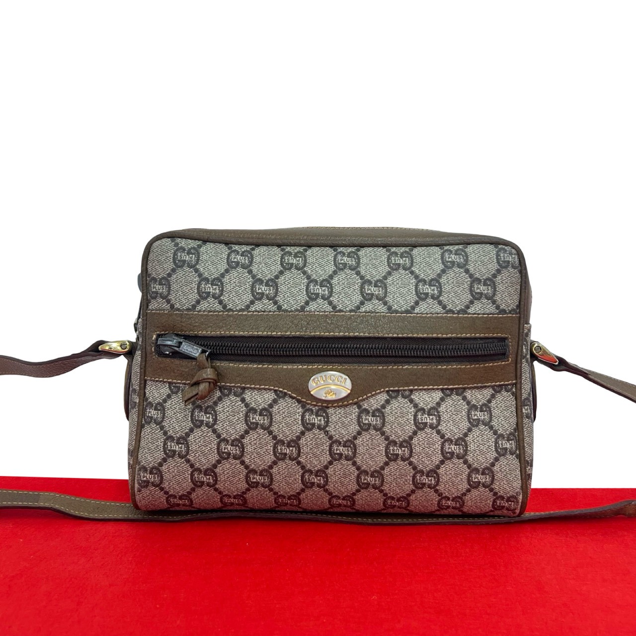 【尖んがり2倍】極 美品 GUCCI グッチ 年寄りのグッチ グッチ足し加える ロゴタイプ 柄 金具 なめし革本革 ミニ ショルダーバッグ ポシェット 赤銅色 30960【貨物輸送無料】【中古】
