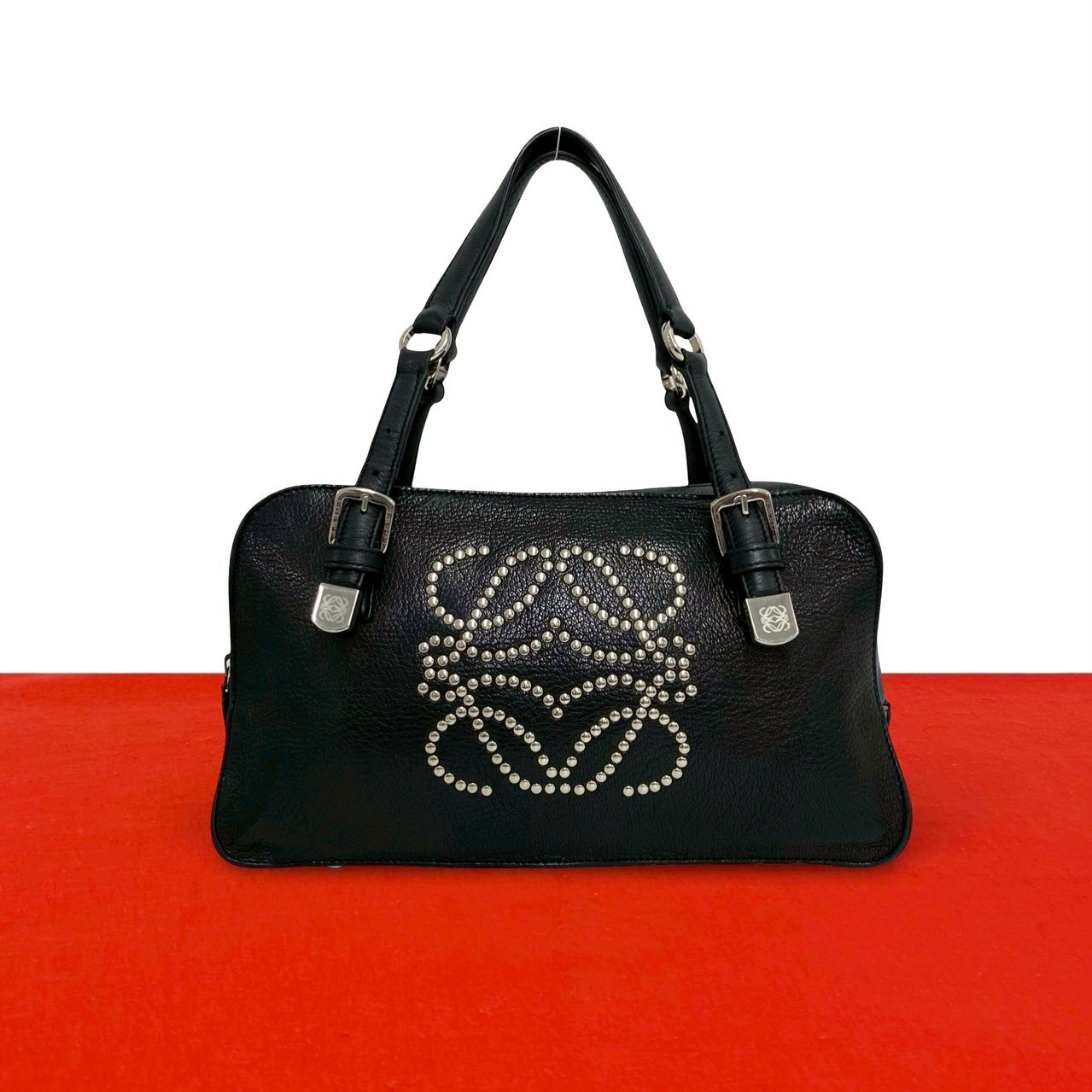 【尖んがり2倍】極 美品 LOEWE ロエベ アナ瓦 スタッズ ロゴタイプ なめし革 本革 ハンドバック ミニ トートバッグ ボストンバッグ 黒いこと 黒 40190 【貨物輸送無料】【中古】