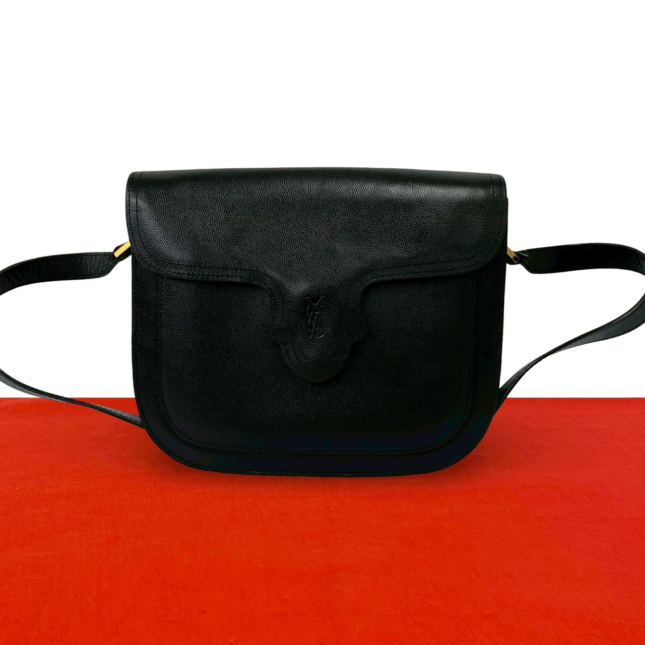 【ポイント2倍】極 美品 YVES SAINT LAURENT イヴサンローラン ヴィンテージ YSL ロゴ レザー 本革 ショルダーバッグ セミショルダーバッグ ブラック 31133【送料無料】【中古】｜Trip Vintage