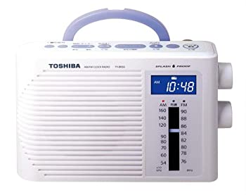 【中古】 TOSHIBA 雨合羽形時辰儀ラジオ受信機CUTEBEAT TY-BR30 (W)