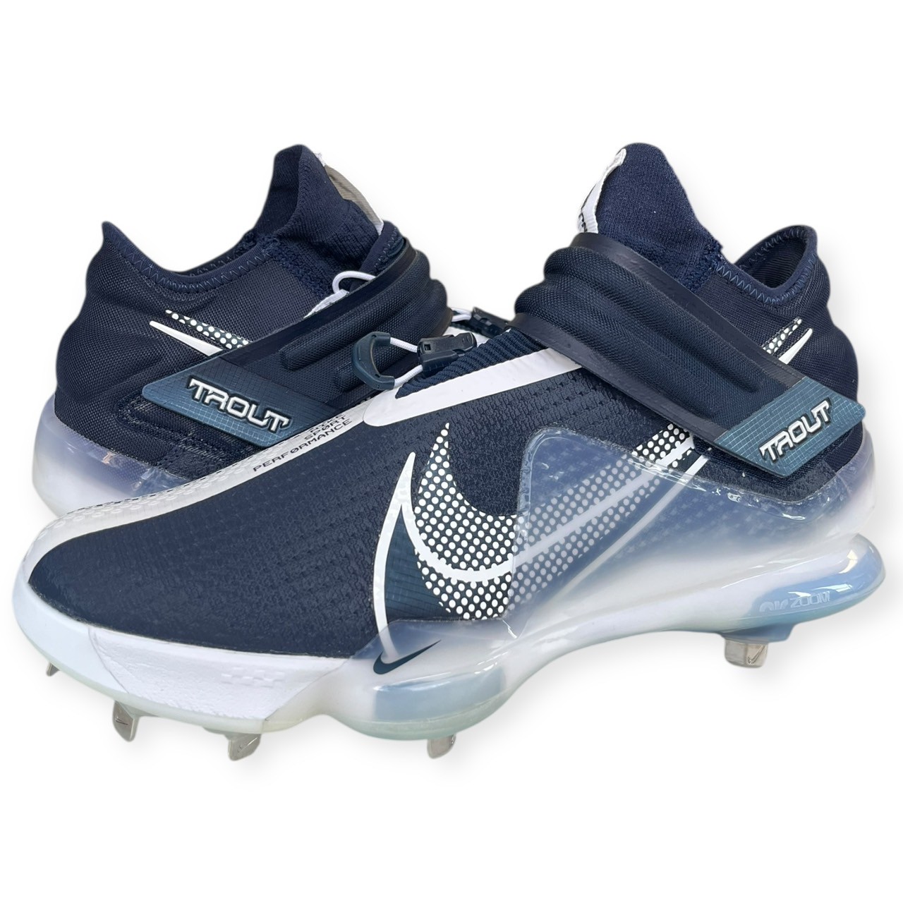 ちゅんちゅん ナイキ　野球スパイク　トラウト6 Amazon | Nike メンズ フォースズーム トラウト6 野球スパイク