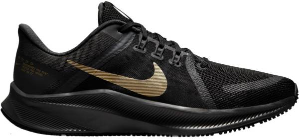 ナイキ メンズ ランニングシューズ Nike Men's Quest 4 Running Shoes - Black/Gold｜ｔｒｏｉｓ　ＨＯＭＭＥ