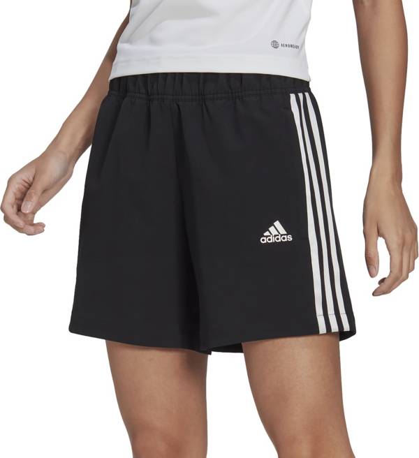 アディダス レディース 形づくるさる股引き adidas Women\u0027s Tiro Woven Shorts - Black/White