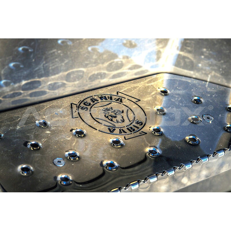 【ACITOINOX ステップカバー Sシリーズ用 SCANIA Next-Gen】Sシリーズ適合　キャビンステップカバー｜カネタグループ　トラックショップ 116,655円