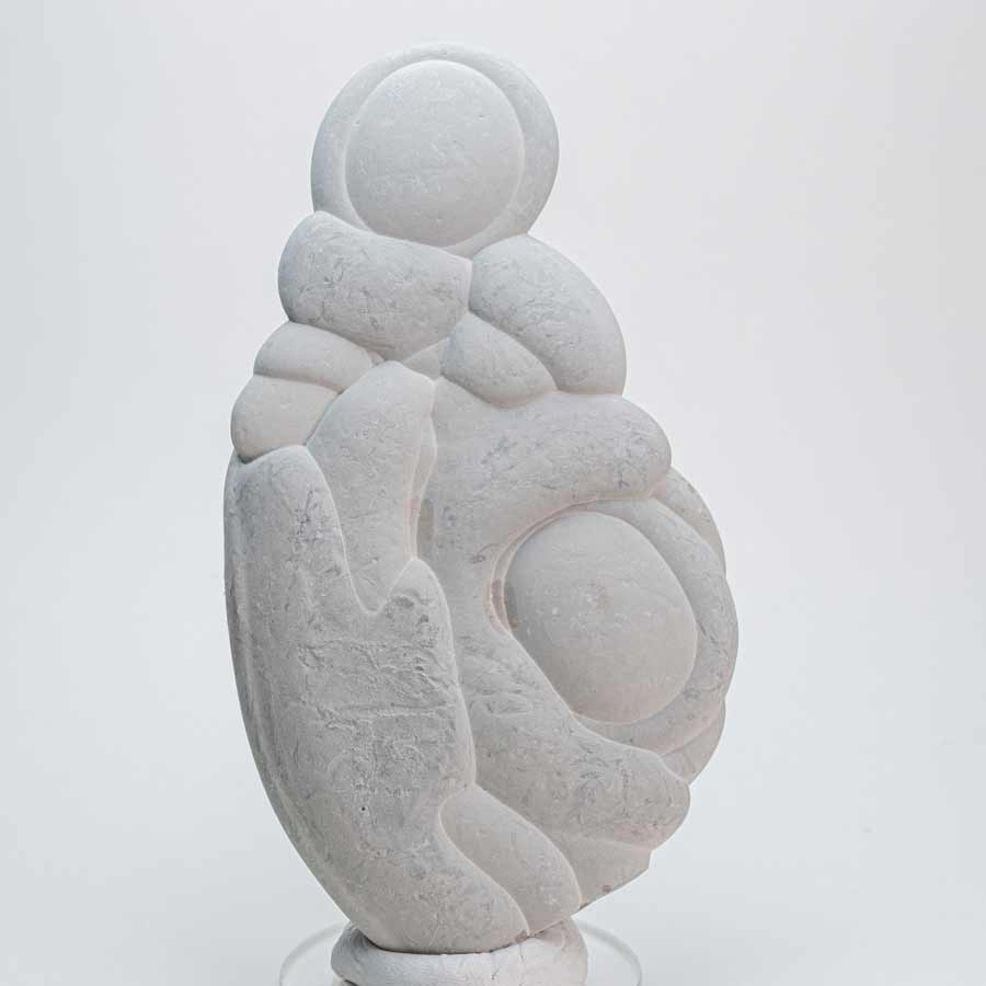 楽天市場】お任せ ハウライト マグネサイト スフィア 丸玉 40mm 1個