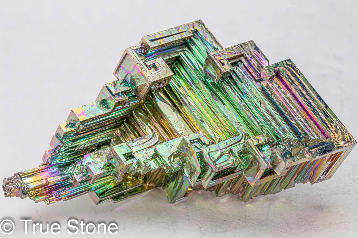 ビスマス 結晶 天国への階段 虹色の階段 207g 宇宙要塞 金属