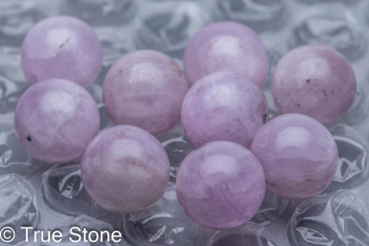 パワーストーン　天然石　原石　クンツァイト(リチア輝石)　78g　No.298 パワーストーン 天然石 原石 クンツァイト(リチア輝石) 78g No.298