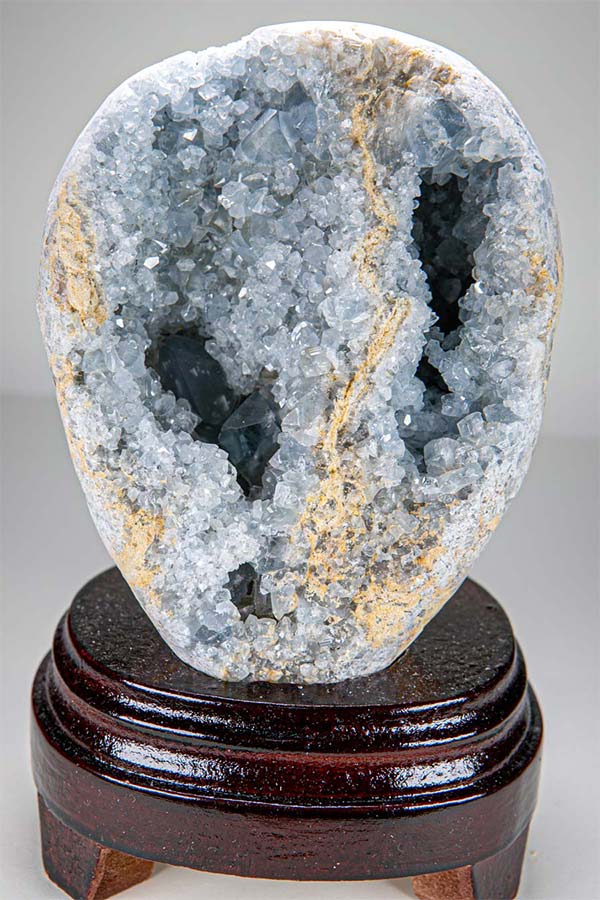 楽天市場】セレスタイト 天青石 天上界 原石 342g 天使 ジオード 晶洞