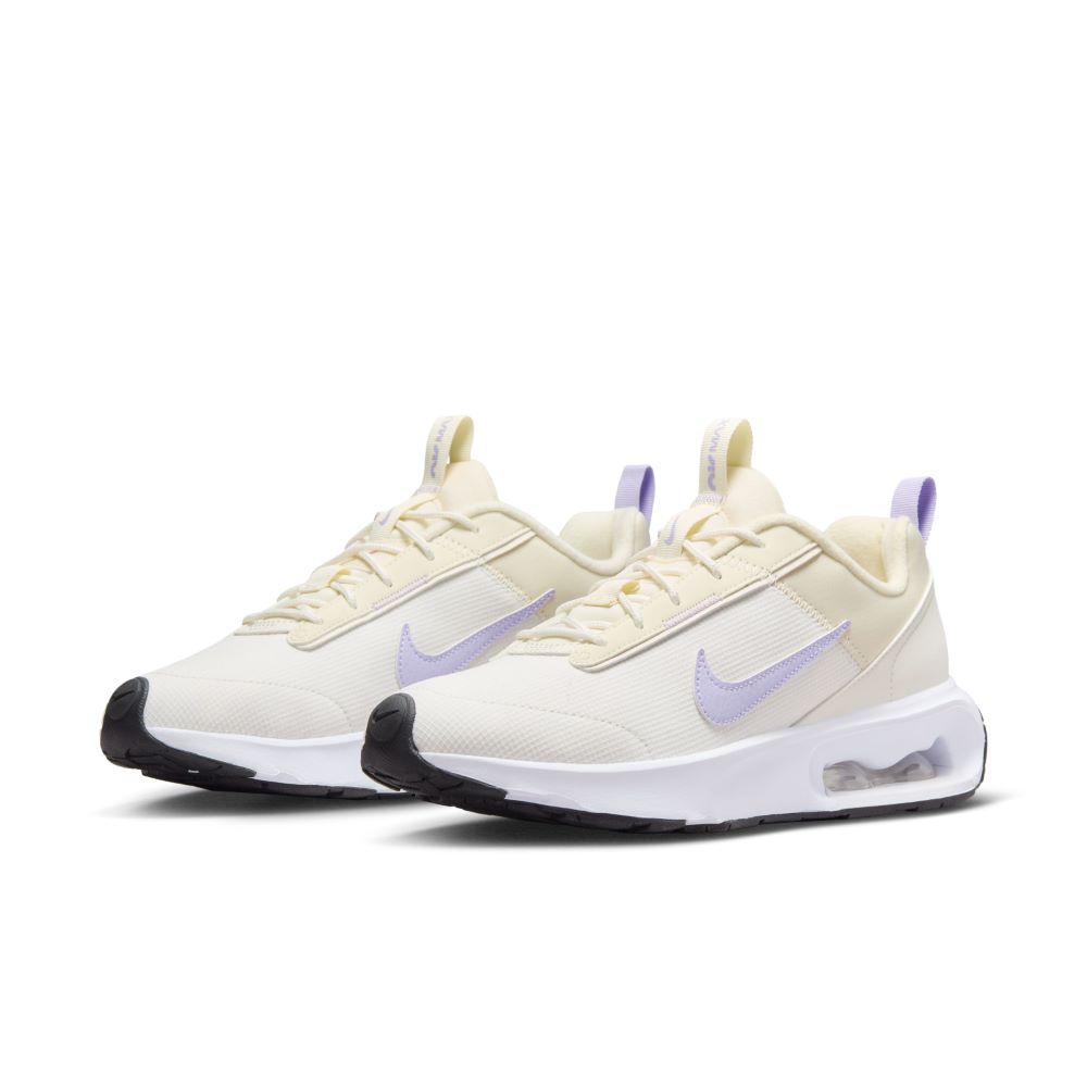 新品タグ付/26.5cm NIKE スニーカー マルチカラー スエード　厚底 新品タグ付/26.5cm NIKE スニーカー マルチカラー スエード 厚底