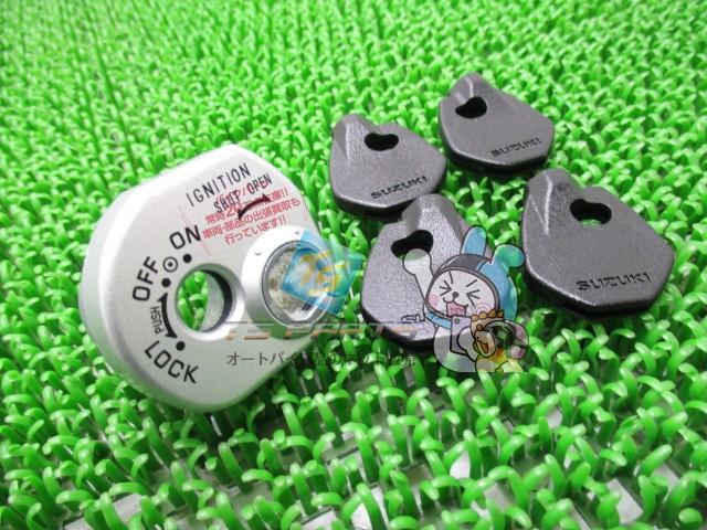 ZZ ステアリングロックシャッター 在庫有 即納 スズキ 純正 新品 バイク 部品 SUZUKI 車検 Genuine 49