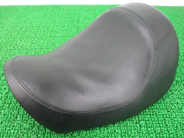 ナイトロッド1250SPシートハーレー純正バイク部品2010年式外し5HD1HHHE6AC804***破れなし車検Genuine【中古】｜ティーエスパーツ　店