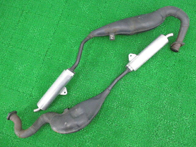 NSR250R マフラー KV3 P ホンダ 純正 バイク 部品 激速5型のSE MC28-1201*** コケキズ無し そのまま使える 車検 Genuine 【中古】 Vu