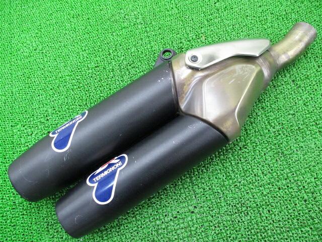 M1200 サイレンサーマフラー ドゥカティ 純正 バイク 部品 コケキズ無し そのまま使える 車検 Genuine 【中古】 7