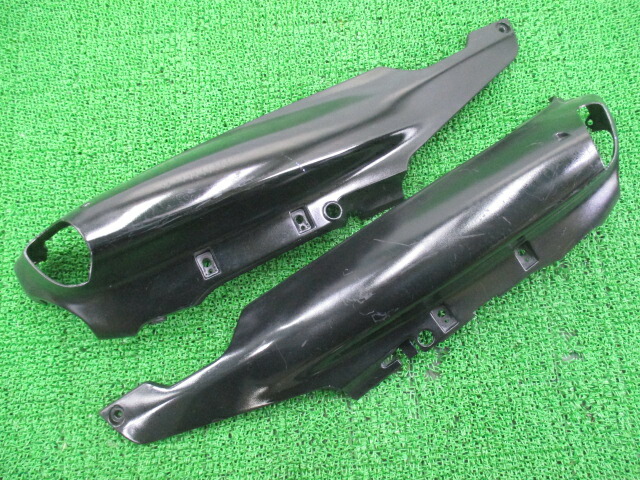 ZZ-R1100 テールカウル 左右 黒 カワサキ 純正 バイク 部品 36001-1501 36001-1502 割れ欠け無し コケキズ無し 修復素材に カスタム素材に 車検 Genuine 【中古】|ティーエスパーツ 店