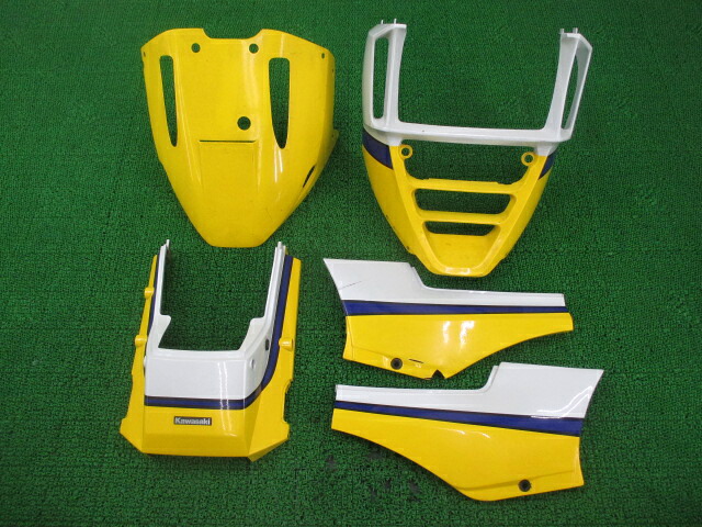 GPZ900R カウルセット 白/黄 55028-1071 カワサキ 純正 バイク 部品 自家塗装 ZX900A 修復素材やイメージチェンジに 車検 Genuine 【中古】 oK｜ティーエスパーツ　店